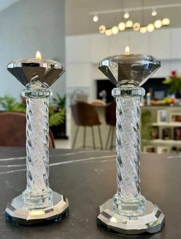 ⁦פמוטי יהולמים לשבת קודש - פנים לבן⁩ – תמונה ⁦3⁩